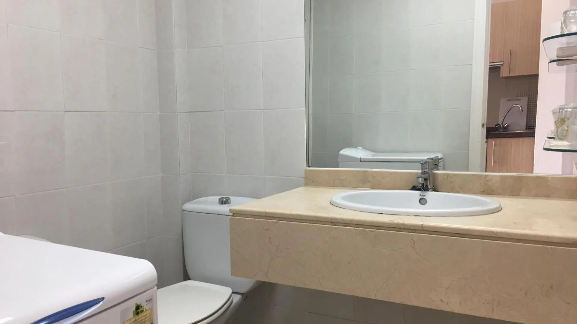 Apartamentos Castillo Del Vigia Torremolinos Spain
